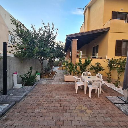 Stella Marina Appartamento 450 M Dal Mare Portoscuso Exterior foto